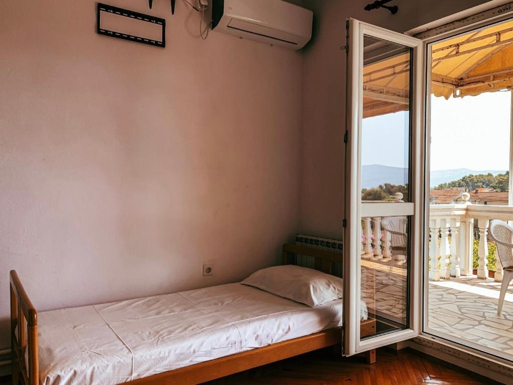 Peaceful, Cosy Tivat Guesthouse Exterior foto